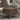 Kruk met houten poten stof taupe